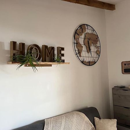 Le Cosy Paletuvier Apartment Vieux-Bourg Bagian luar foto
